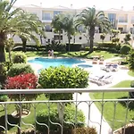 アパート Lagos Beach Condo *