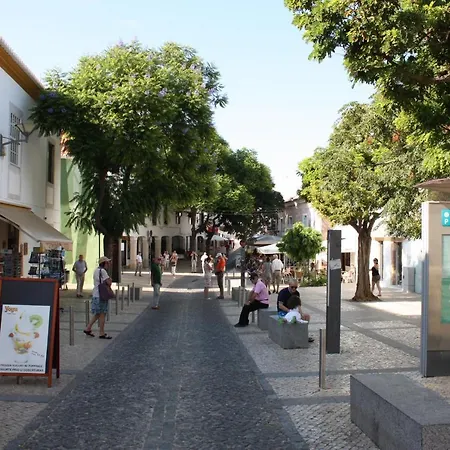 Lagos Beach Condo لاغوس