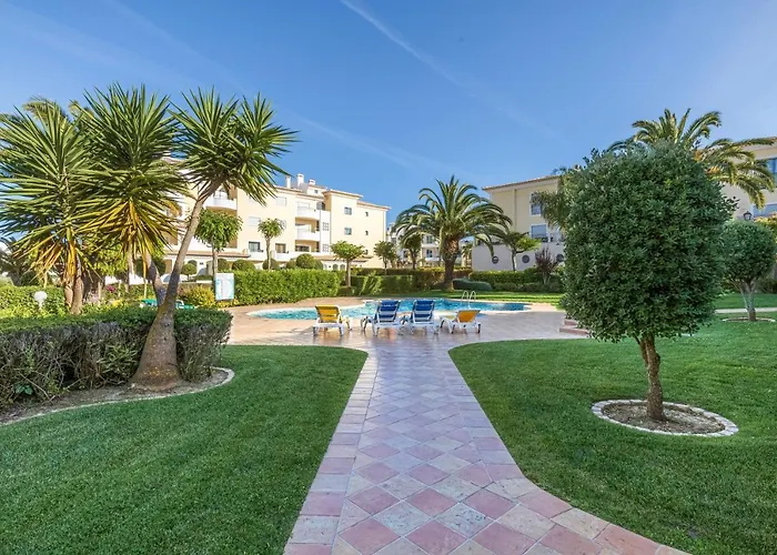 Lagos Beach Condo * Lagos