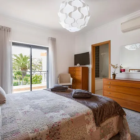 Apartment Lagos Beach Condo