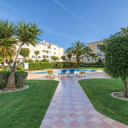 Lagos Beach Condo * Лагуш